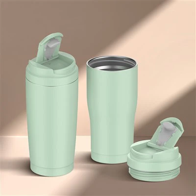 izolirani tumbleri s poklopcima